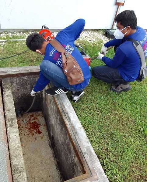 14 - https://งูเหล็กอีสานเซอร์วิส.com | บริการแก้ไขท่อตัน งูเหล็กอีสาน สกลนคร นครพนม กาฬสินธุ์ แก้ไขท่อตัน ส้วมตัน ไม่ต้องทุบ ไม่ต้องรื้อ ประหยัดค่าใช้จ่าย รับเหมาต่อเติม รับวางระบบท่อทุกชนิด เรียกใช้ ช่างต๋อง งูเหล็กบริการ