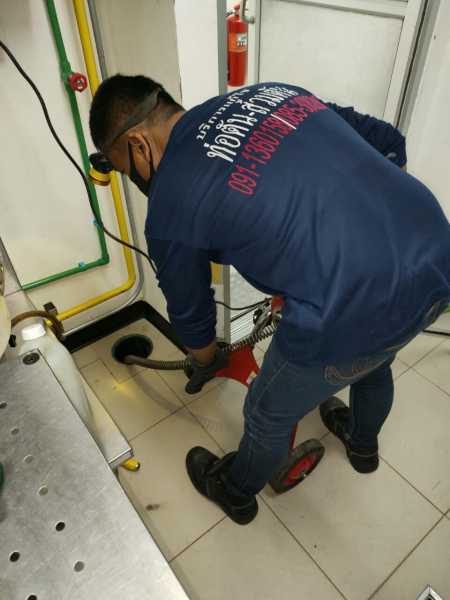 20 - https://งูเหล็กอีสานเซอร์วิส.com | บริการแก้ไขท่อตัน งูเหล็กอีสาน สกลนคร นครพนม กาฬสินธุ์ แก้ไขท่อตัน ส้วมตัน ไม่ต้องทุบ ไม่ต้องรื้อ ประหยัดค่าใช้จ่าย รับเหมาต่อเติม รับวางระบบท่อทุกชนิด เรียกใช้ ช่างต๋อง งูเหล็กบริการ